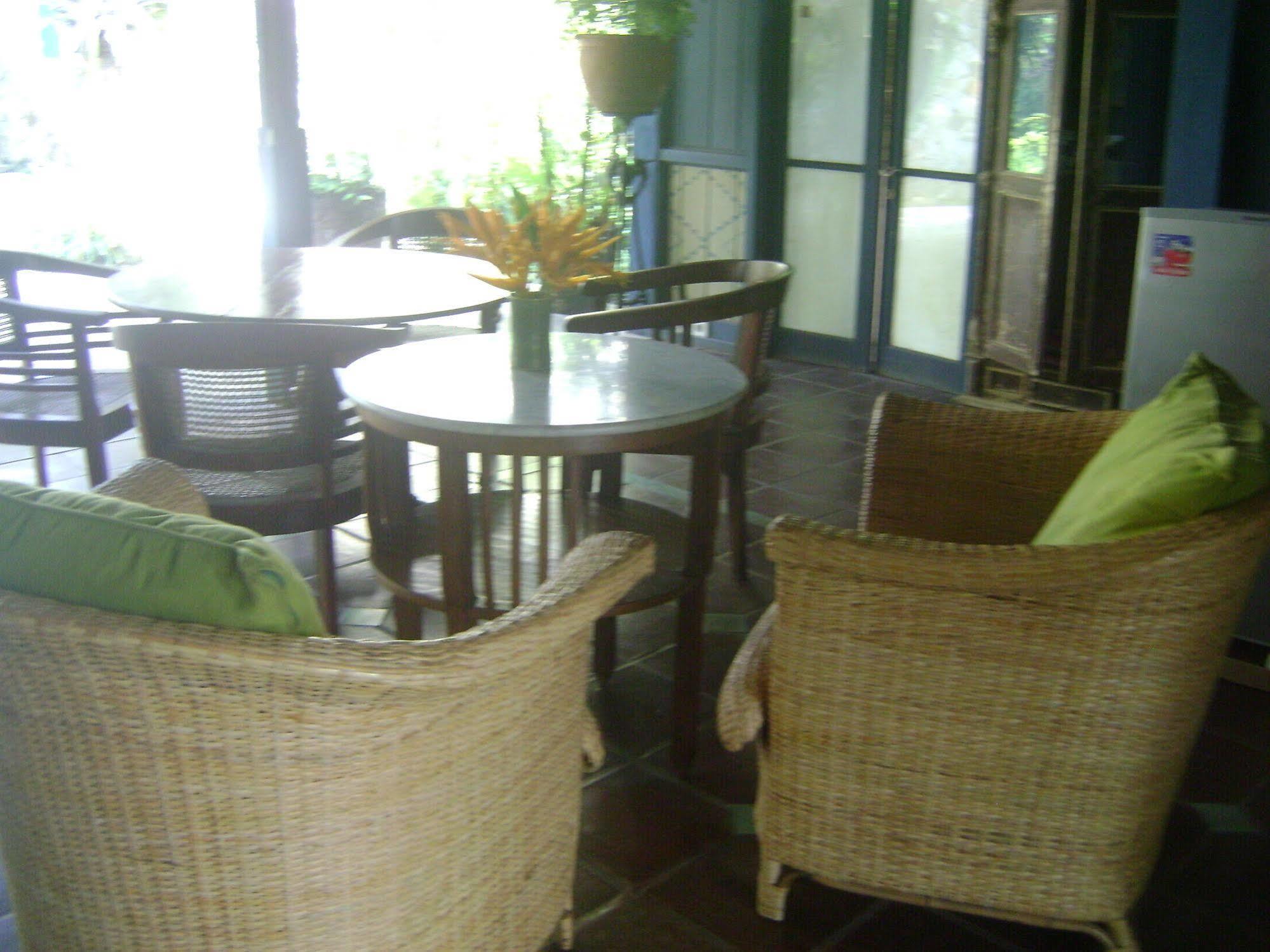 Taman Bebek Bali Hotel Ubud  Luaran gambar
